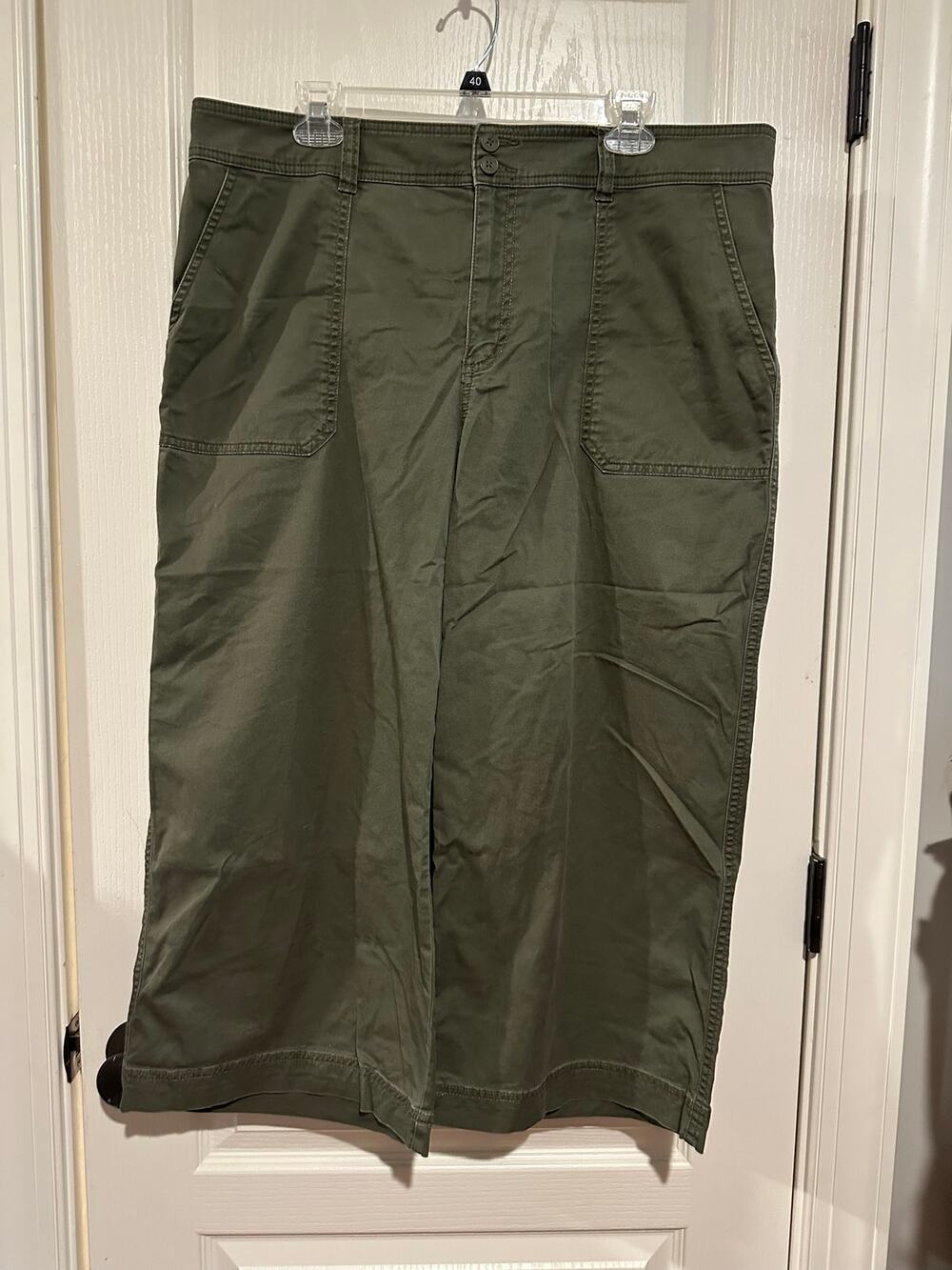 Women's Chaps size 16 Wide Leg Crop Pants Army Green